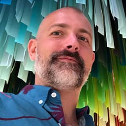 Headshot of Justin Schier